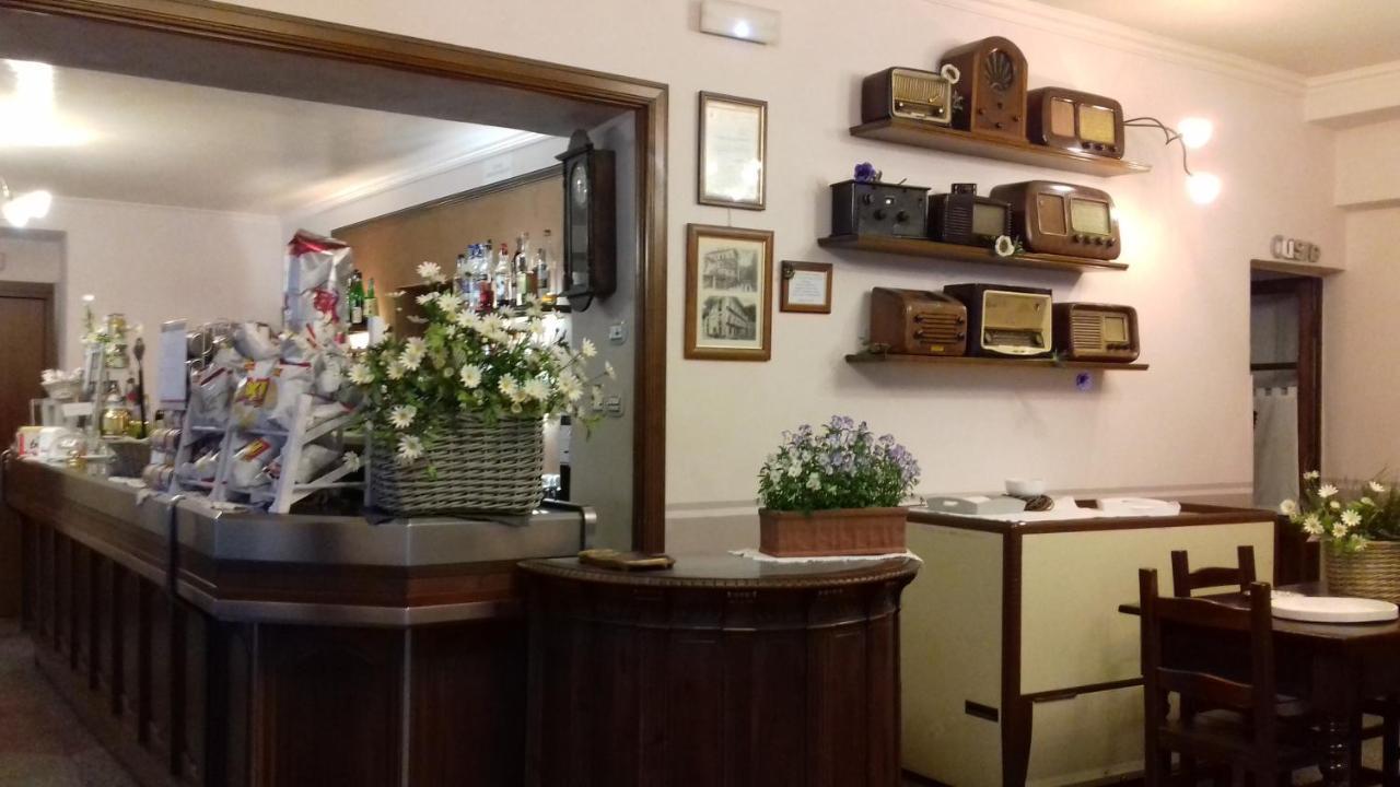 Stella D'Italia Acomodação com café da manhã Sparone Exterior foto